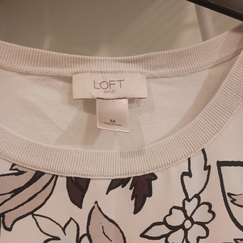 LOFT summer sleeveless floral top - Picture 3 of 13